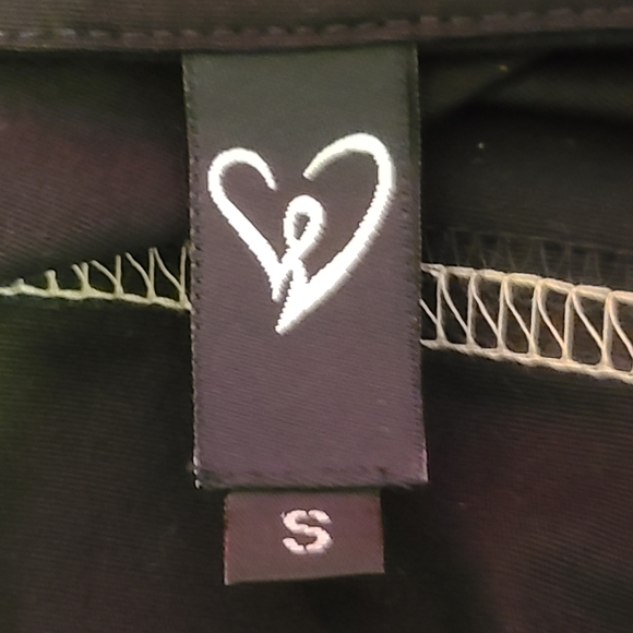 Black Sleeveless Button Down Shirt Dress - Picture 8 of 9